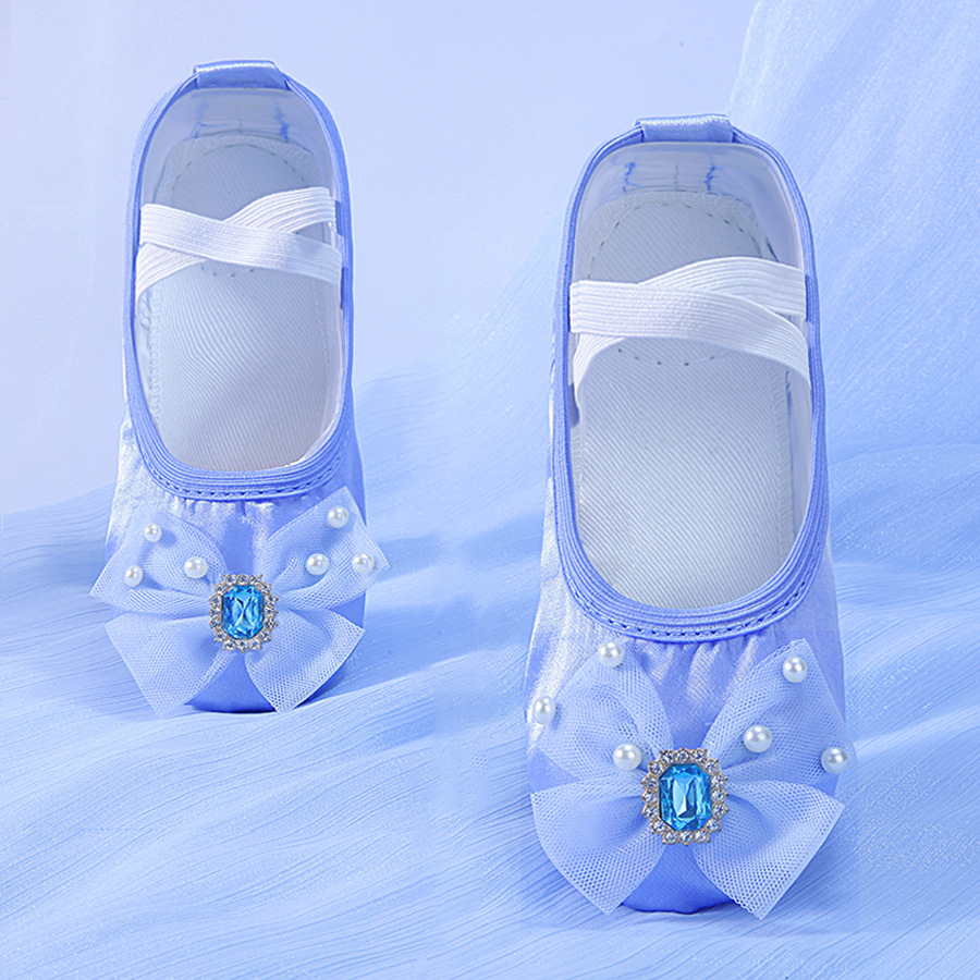 Dance shoes women's soft bottom children's classical Chinese ballet special girls dancing shoes practice cat claw body