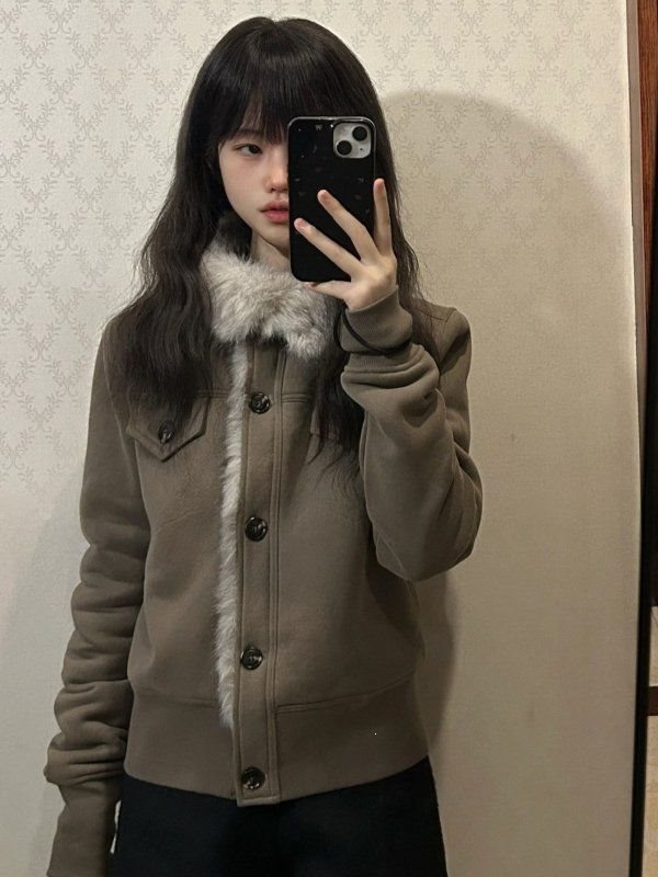 美式复古毛绒外套质感女秋新品新款收腰设计显瘦保暖加棉夹克上衣