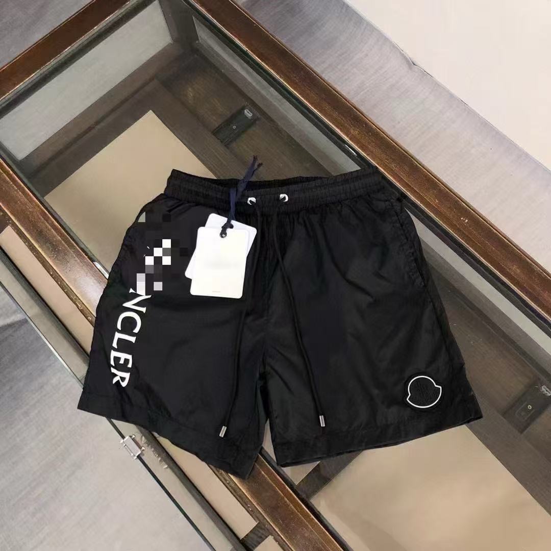 검은색