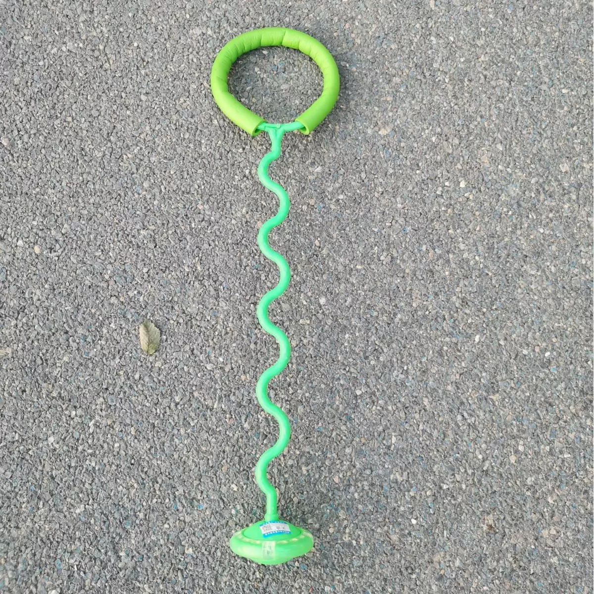 S型运动跳球脚环腿部运动锻炼旋转球儿童单脚跳跳圈儿童闪光跳