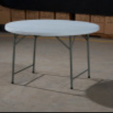 Puesto al aire libre mesa plegable simple portátil al por mayor mesa de camping y silla de oficina en casa tira de plástico noche mercado mesa de comedor