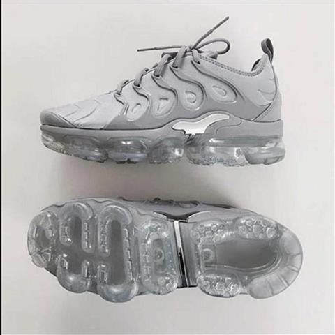 2020 Nueva estación independiente Comercio exterior más tamaño zapatos de una sola capa Zapatos casuales europeos y americanos Zapatos de cojín de aire con cordones transpirables para mujeres