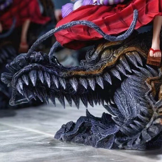 Фигура GK Yamato (One Piece) — поза crouching с основанием головы дракона, окрашенная коллекционная