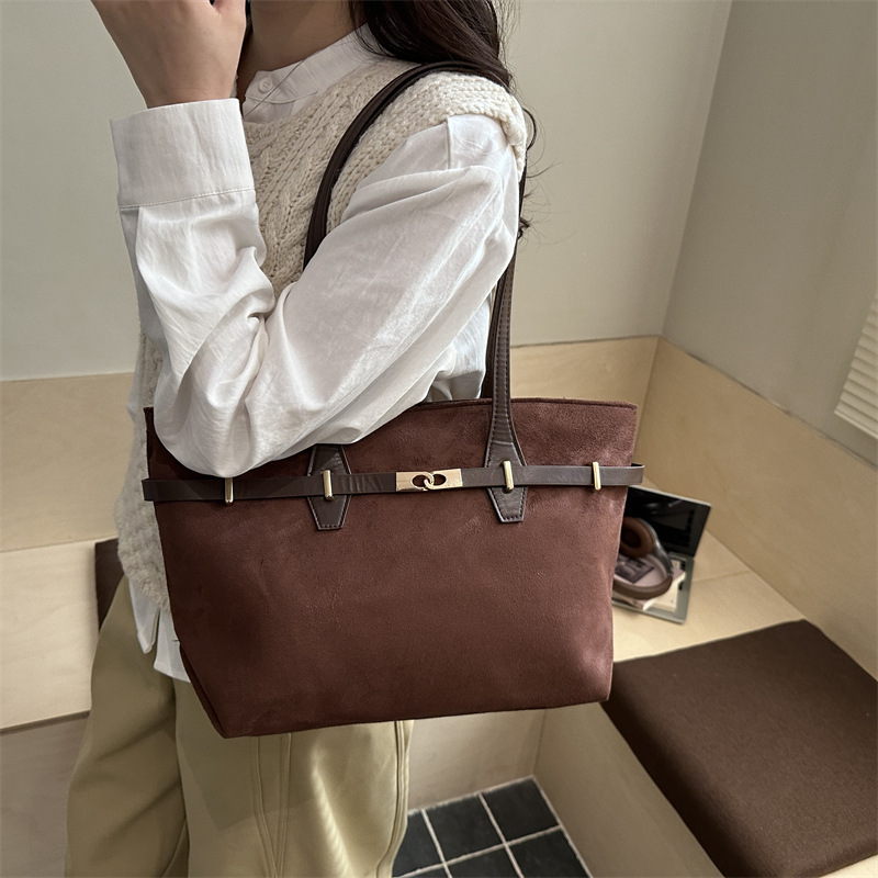 Trend Retro Büyük Kapasiteli Tote Çanta Kadın Trend Leopar Desenli Şık Kişisel Rahat Çok Amaçlı Niş Tek Omuz Çantası