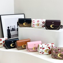 ���Q�W���͹ſ�C�ҙ���С��������朗l������ͬ��r��Ůʿ�μ��