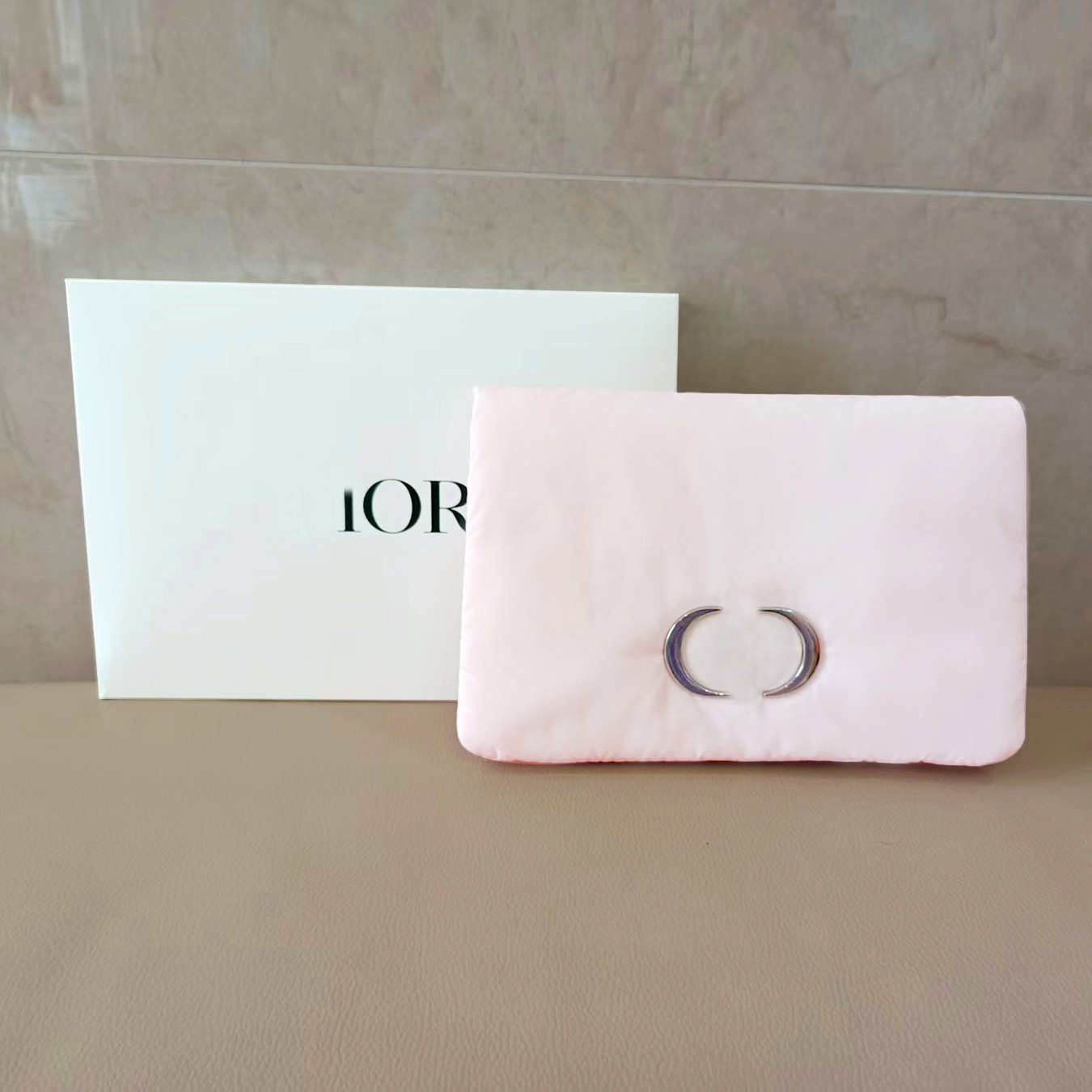 新型化粧バッグ国内ピンクコーナーセットは、宇宙綿の超ソフト感携帯化粧品収納バッグをはがした