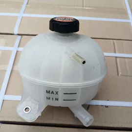 水箱;车身及附件;气弹簧