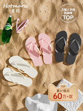 ������Ů���⴩��ɫ�A�_��Ь����ԡ��ϴ��ɳ����߅�A��Aֺ��Ӿ��