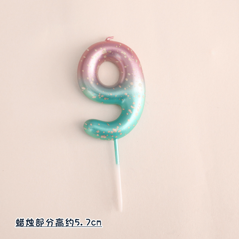 银河渐变粉蓝蜡烛9