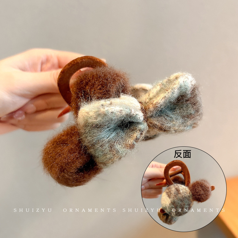 Otoño y invierno curry clip de agarre de cabeza grande clip de cabello tocado clip de tiburón 2025 nuevo peludo de gama alta agarre de cabello