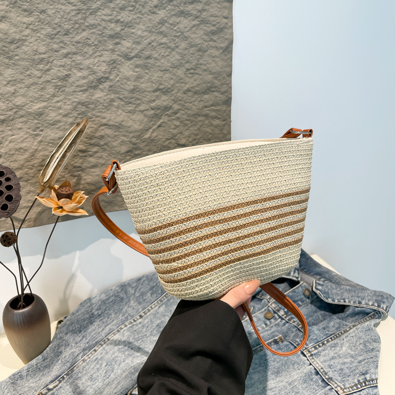 2025 primavera bolsas de paja nicho francés bolsas de tejido bolsas de moda estética bolsas de teléfono móvil bolsas de hombro