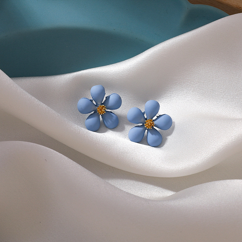Fashion blue flowers pearl earrings