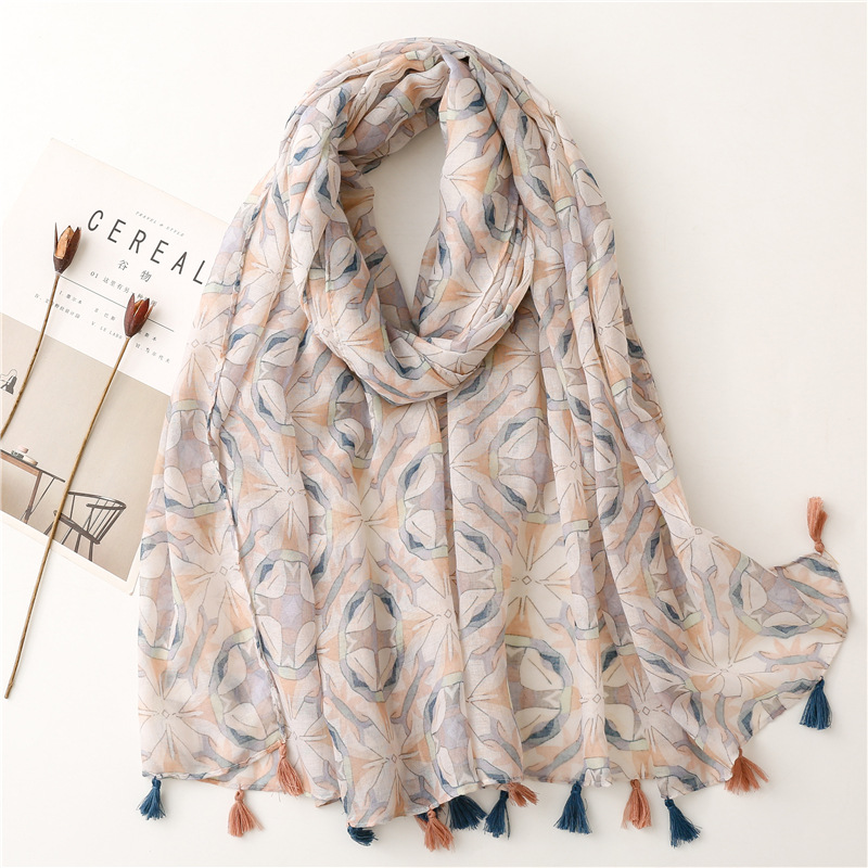 Simple Yarn Cotton Blue And White Pink Orange Abstract Flowers Fringed Gauze Scarf Shawl display picture 3