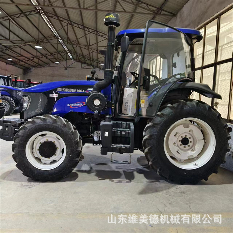 雷沃1404农用拖拉机 四驱轮式耕地机 潍柴高压共轨发动机