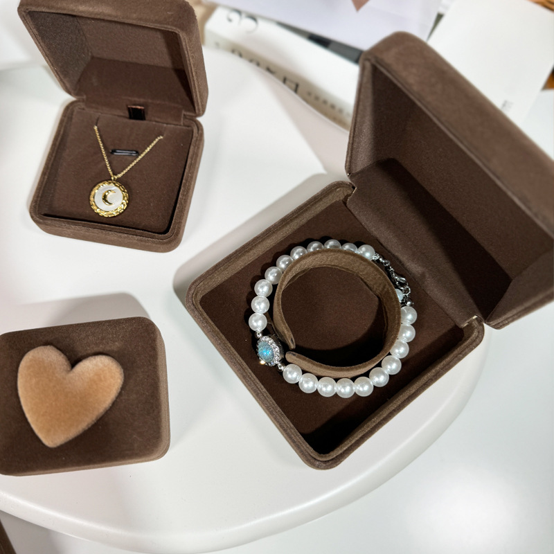 1 Pieza El Plastico Flocado Estilo Simple A Diario Forma De Corazón Joyeros display picture 2