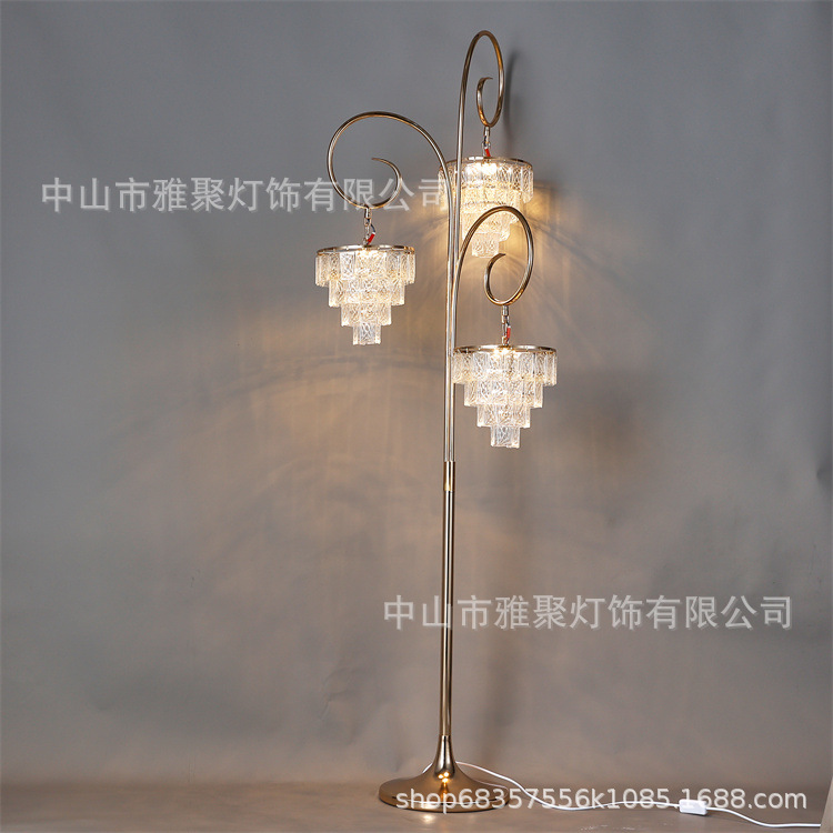 Nueva Iluminación de Pasillo para Bodas de Estilo Europeo, Rueda de la Fortuna de Hierro Forjado, Luces de Cristal para Pasillo, Adornos de Decoración para Bodas de Cristal