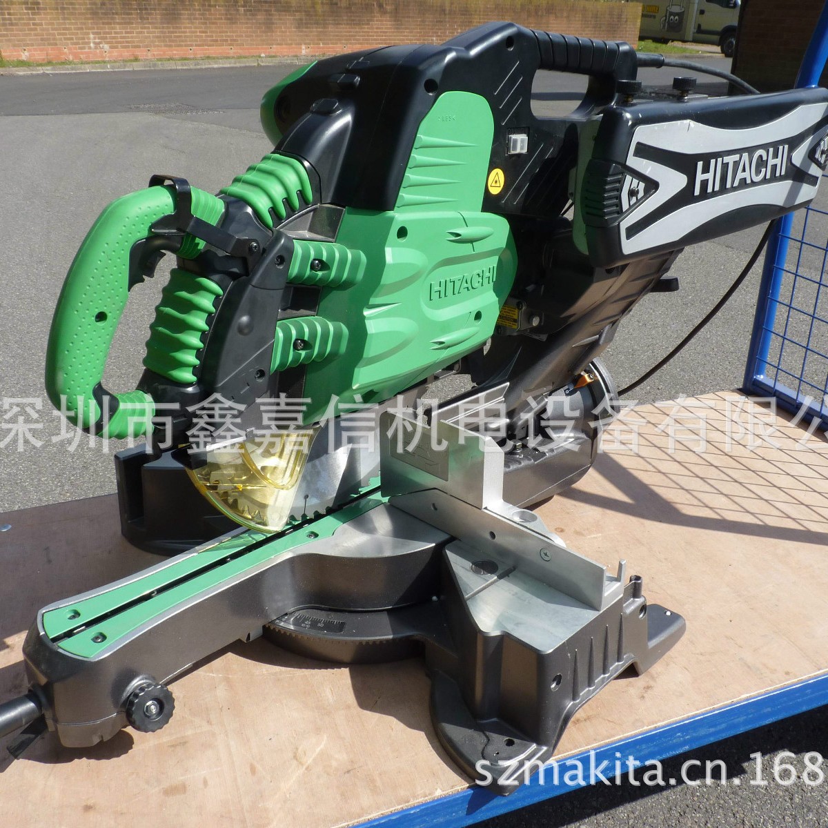 批发零售日本hitachi日立复合式斜口锯C12RSH