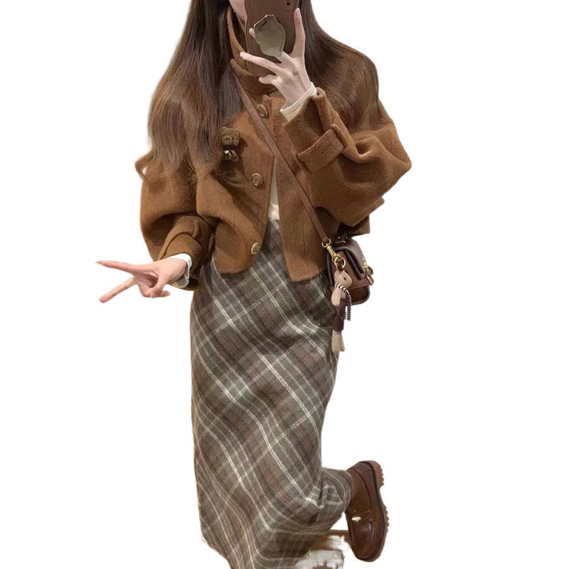复古洋气减龄短款大衣女秋冬季新款毛呢大衣短外套格纹半身裙套装|undefined