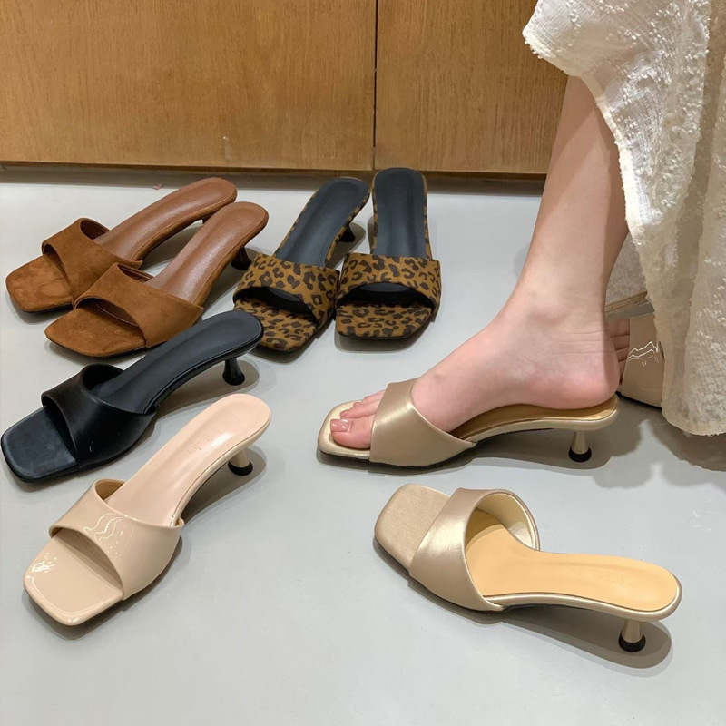 French-Style High-Heeled Slip-On Sandals for Women, Suitable for Outdoor Wear, 2026 New Summer Model, Elegant and Simple Fairy-Style Sandals French-Style High-Heeled Slip-On Sandals for Women, Suitable for Outdoor Wear, 2026 New Summer Model, Elegant and Simple Fairy-Style Sandals