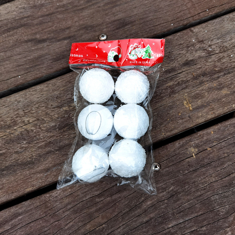 クリスマスツリーの飾り雪玉結婚祝いの天井飾り純白泡球店舗の祝日装飾用品|undefined
