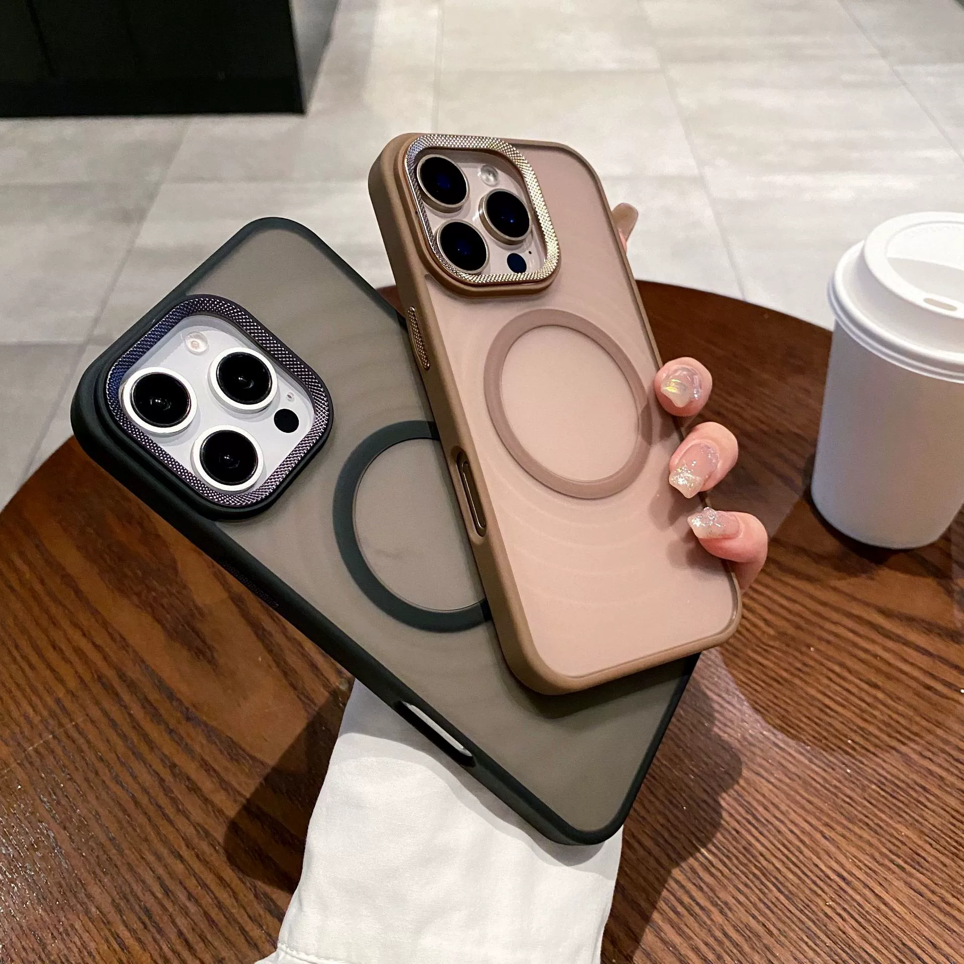 Apple, совместимый матовый волнообразный чехол для телефона, металлический iPhone 15, защита для объектива, чехол iPhone 16 Pro Max