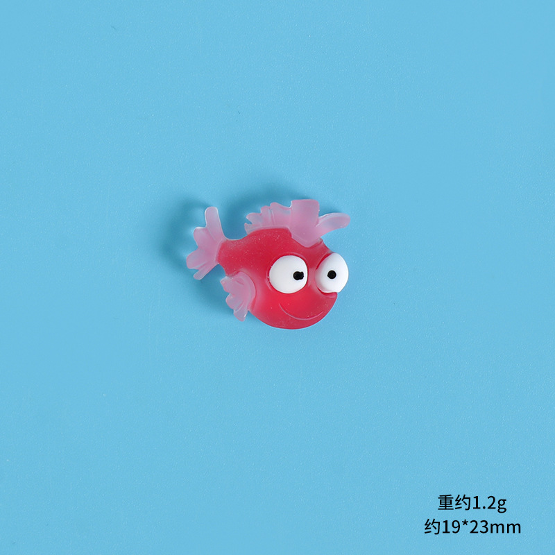 Gradient red fish
