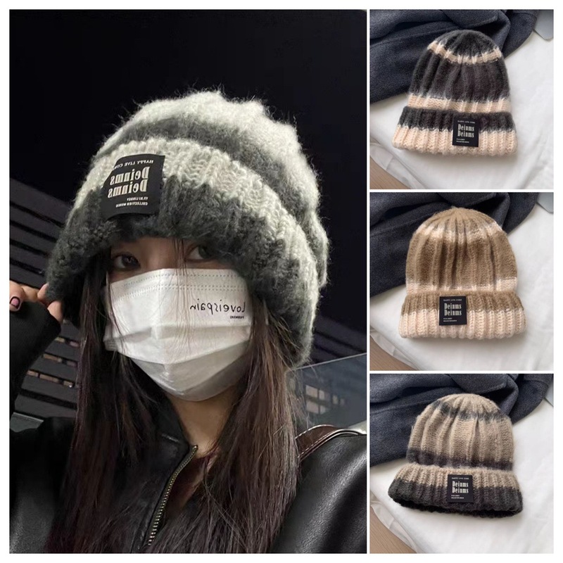秋冬の女性用の小さなウールの帽子、カラーブロックのストライプ、大きな頭囲、厚いニット帽、男性と女性用の同じスタイルのパイル帽子、トレンディです。|undefined