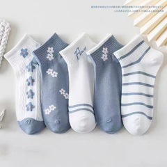 Spring and summer socks for women, thin, versatile, breathable blue small fresh boat socks, sweet and cute forest-style girl flower socks