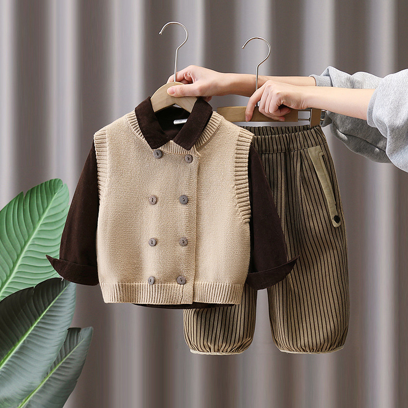 7752 Traje de moda de primavera y otoño para niños 2025 Nuevo chaleco de punto para niños Camisa casual de tres piezas