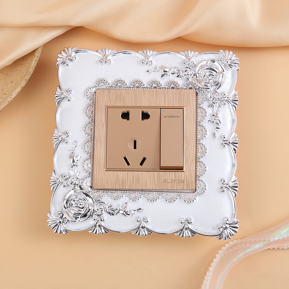 2045 실버 화이트