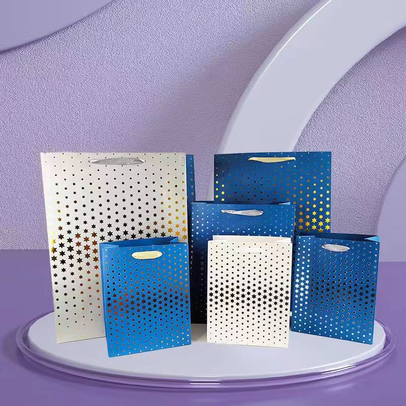 外贸现货礼品手提袋烫金烫银礼品袋购物用纸袋化妆品可降解礼物