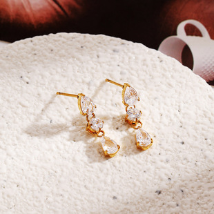 �f⁲��P��䓶�ᔾ��r��ˮ�������ʯС���h��������18k��