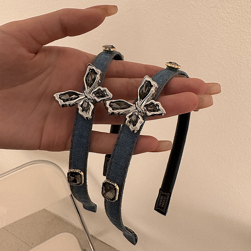 hmqViviiyNSAyin7WuaVt3zQvxWeXPq5RhEg