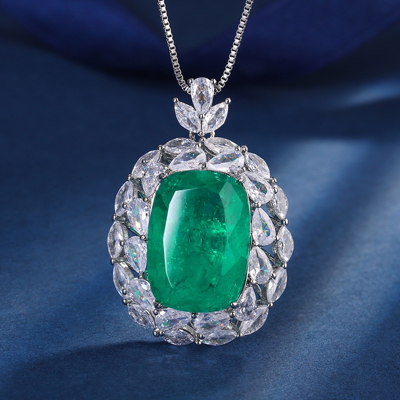 Zhuang Sheng joyería fondo de cobre chapado en oro artificial Esmeralda palaiba temperamento colgante grasa cuadrado piedra principal 13*18