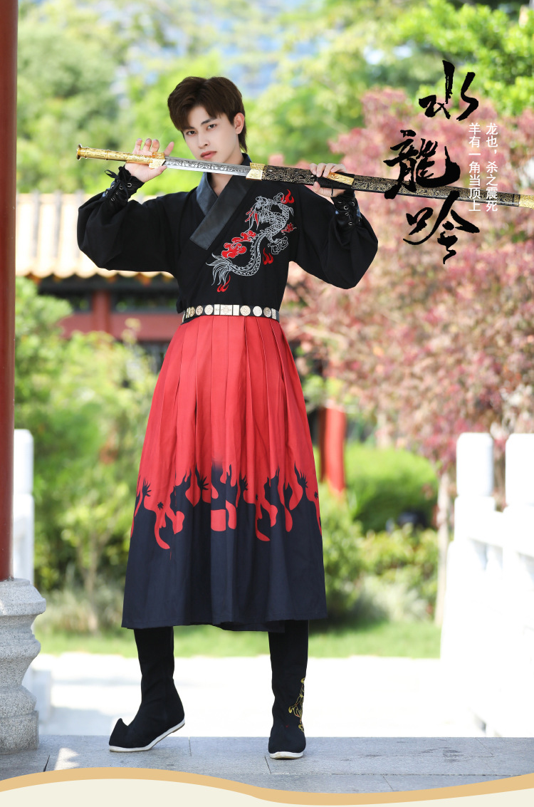 商品详情图_秋冬新款大码武侠风男女可穿明朝飞鱼服渐变黑红锦衣