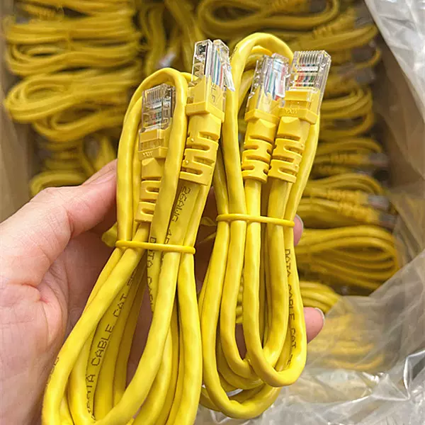 工厂现货供应超五类网线成品cat5e双绞线路由器机柜配送连接线
