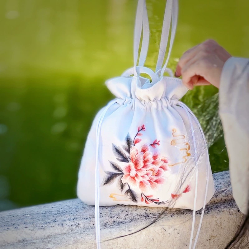 Handheld Hanfu Drawstring Bag, Embroidered Tassels, 22×22 cm, Handmade Accessory