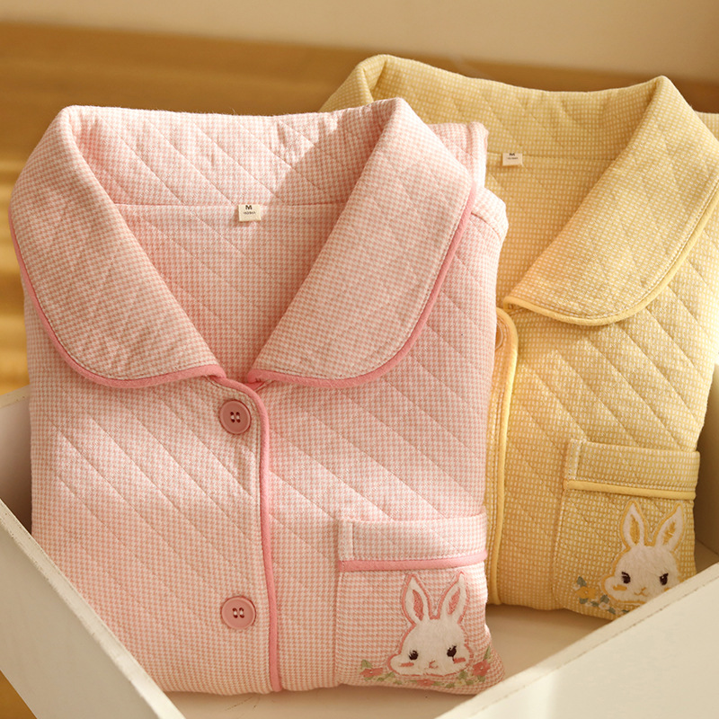 Autumn and Winter New Cute Air Cotton Pajamas for Women, Warm, Sweet and Cute Women's Three-Layer Quilted Long-Sleeved Home Clothes