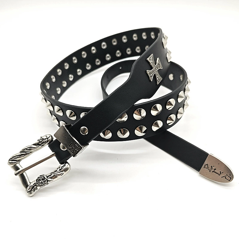 Belt, black jeans, 2 carat, punk style
