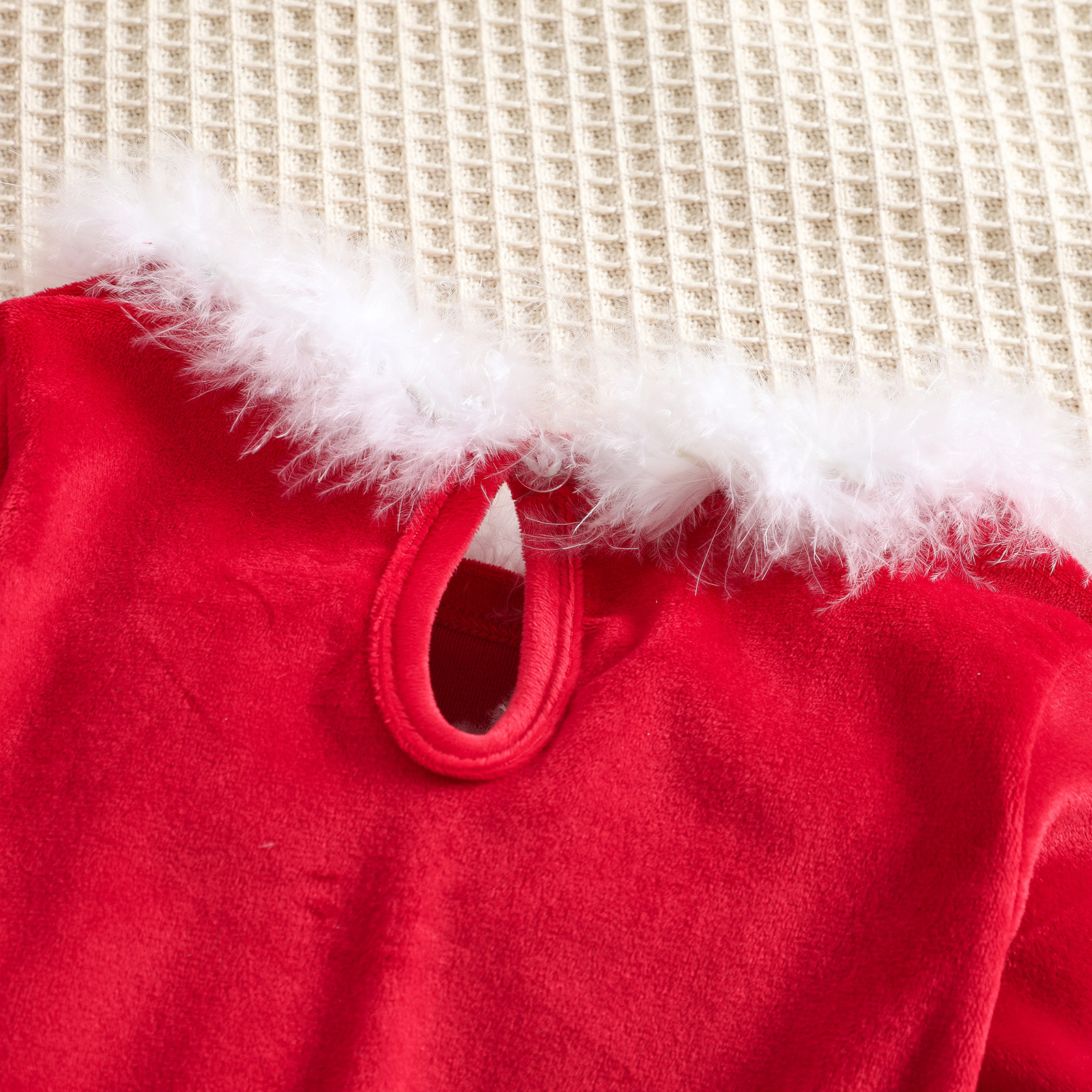 Robe de princesse en maille étoile à manches longues et bords bruts pour filles de Noël 2023_voghion.com