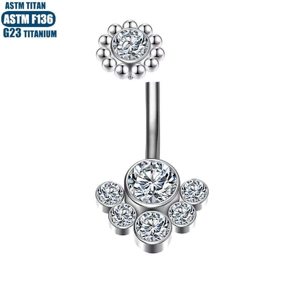 16G labret stud size and finish detail
