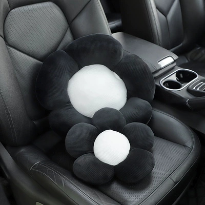 Headrest: pillow creative plush car