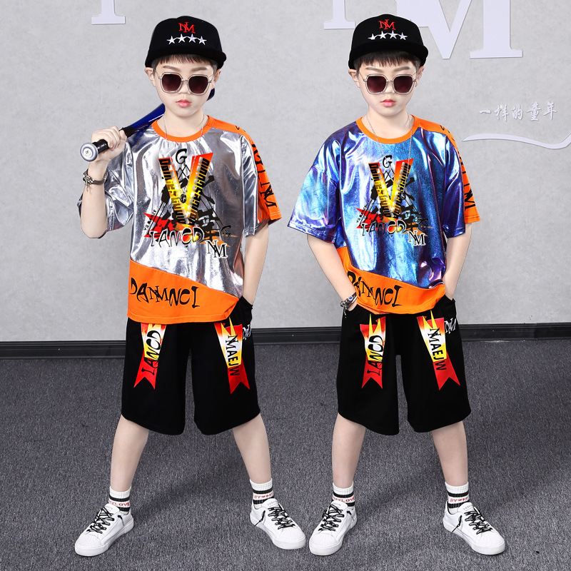 Abiti da spettacolo per la Giornata internazionale dei bambini, pantaloni da uomo a maniche corte color argento caldo, adatti all'hip-hop_voghion.com