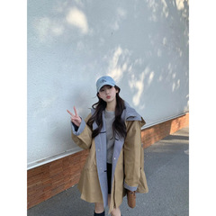 レトロなカーキ色のトレンチコートの女性春と秋の新商品の高級感があります。