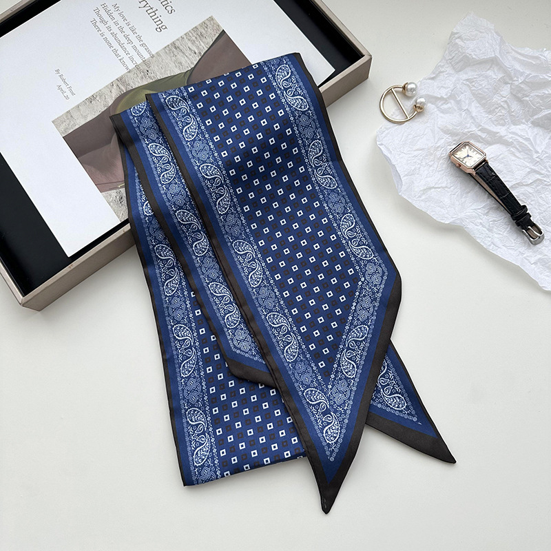 Flor de anacardo a cuadros pequeños