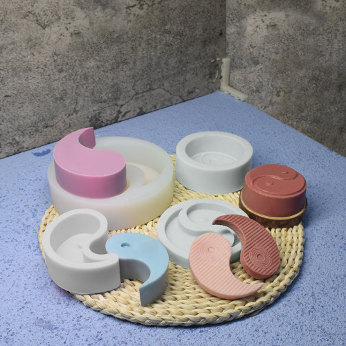 Cross-border new DIY creative handmade soap chocolate silicone mold personalized Yin Yang Tai Chi Bagua fish grinding tool