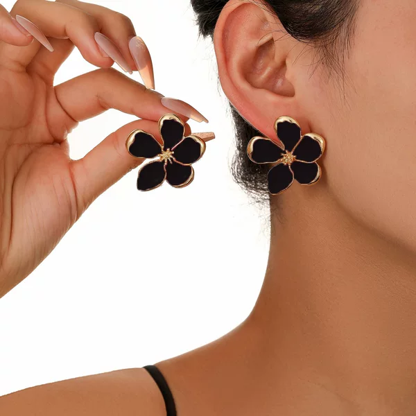 Europe and the United States cross-border exaggerated ins metal wind flower opening ring oil drop five petal flower three-dimensional earrings earrings
