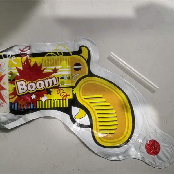 インフレータブルの花火銃の誕生日装飾シーンの配置パーティーの雰囲気|undefined