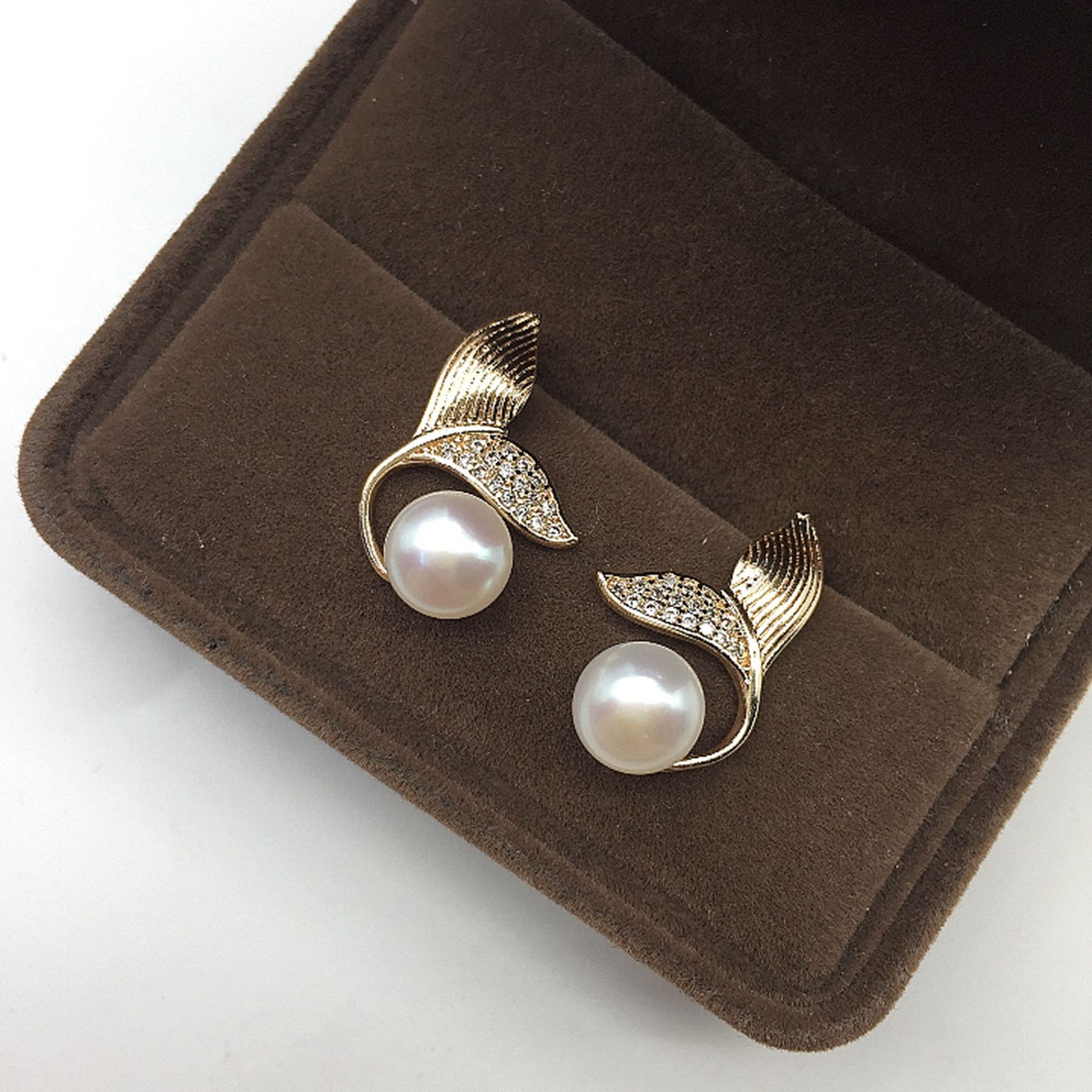 ������������ֱ������14Kע����β�������ӵ�ˮ��������澫��