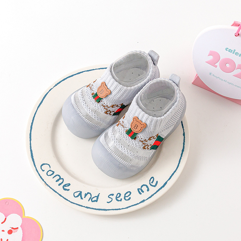 2024 primavera y verano zapatos para niños pequeños con suela suave antideslizante malla transpirable zapatos de piso de verano para niños zapatos de hielo